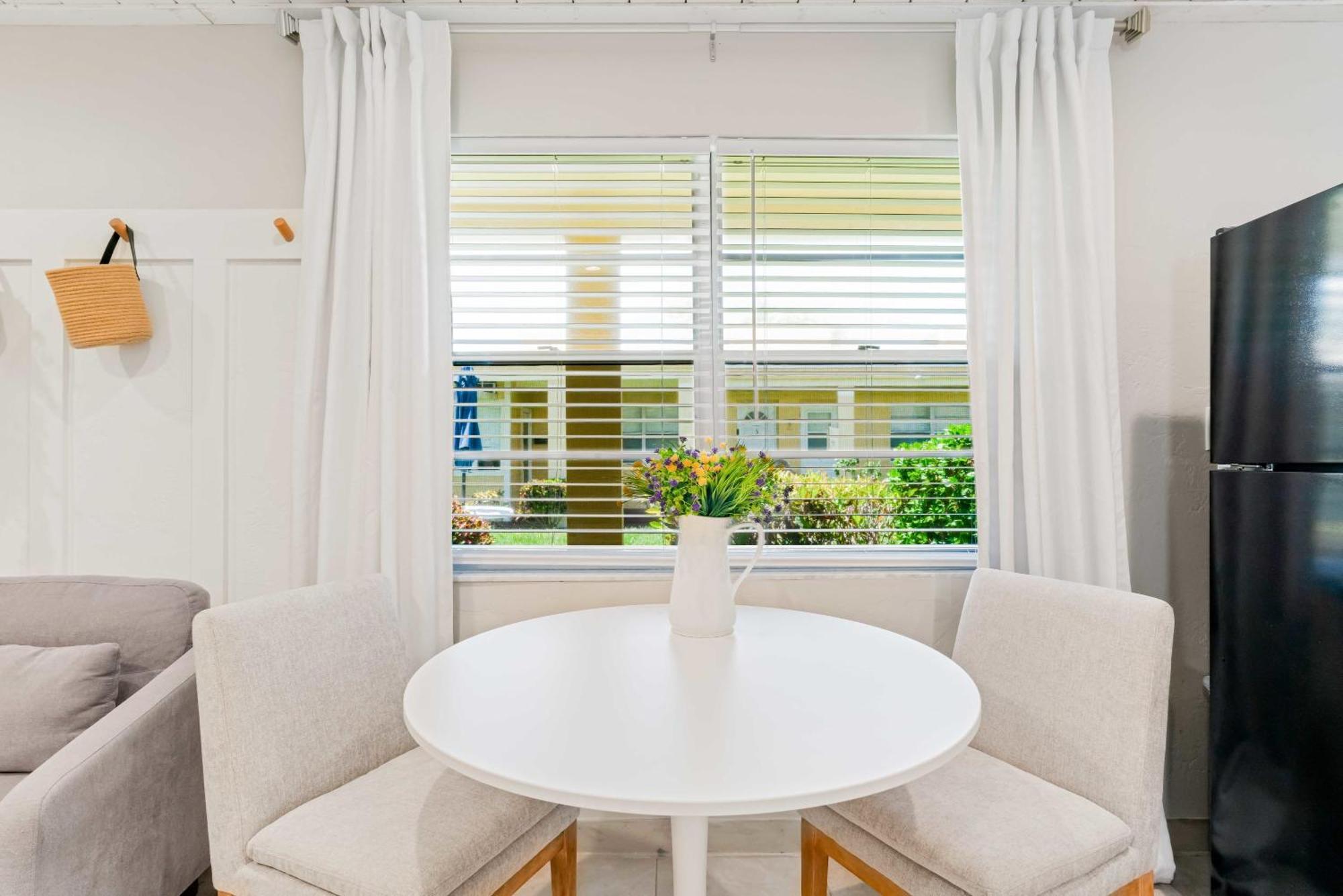 Beachside Retreat W Heated Pool เซนต์พีทบีช ภายนอก รูปภาพ